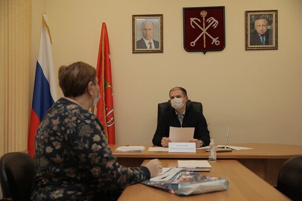 Михаил Романов провел личный прием жителей Колпинского района Санкт-Петербурга