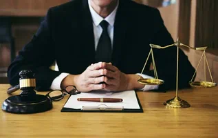 Аферисты представляются нотариусами. Как не дать себя обмануть?